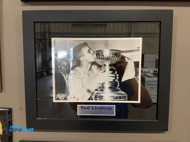Lot 2-53301 - Framed Ted Lindsey Autographed Picture, 23” x 18”
