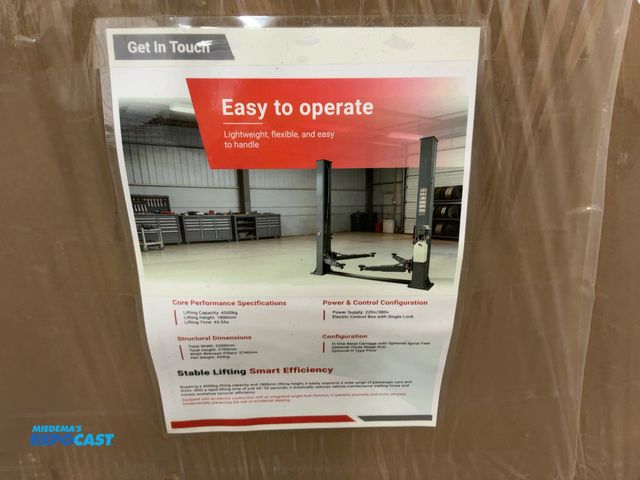 Lot 2-21883 - New SDLANCH Model TPL Two Post Lift, 4500 KG Lifting Capacity, 1800mm Lifting Height, 220/380 Volt E...