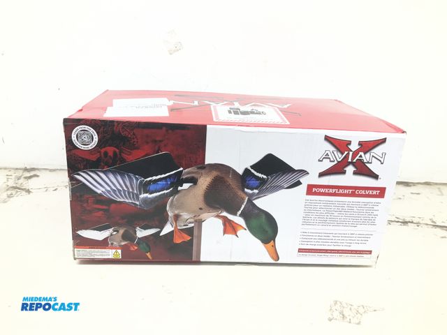 Lot 2-19317 - Avian Powerflight Mallard Duck Electronic Decoy