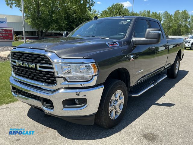 Lot 2-40779 - 2024 Ram 3500 Big Horn Crew Cab Pickup Truck 4x4