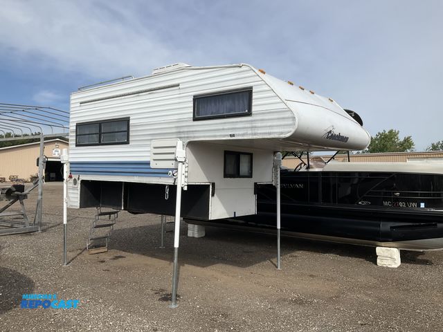 Lot 2-21432 - 1995 Coachmen M-095 SD Sport Truck Bed Camper
