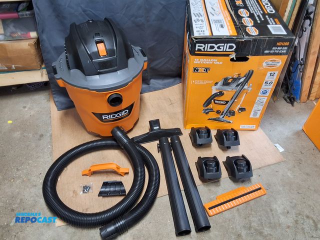 Lot 2-11402 - RIDGID 12 GAL WET/DRY VACUUM, WORKS