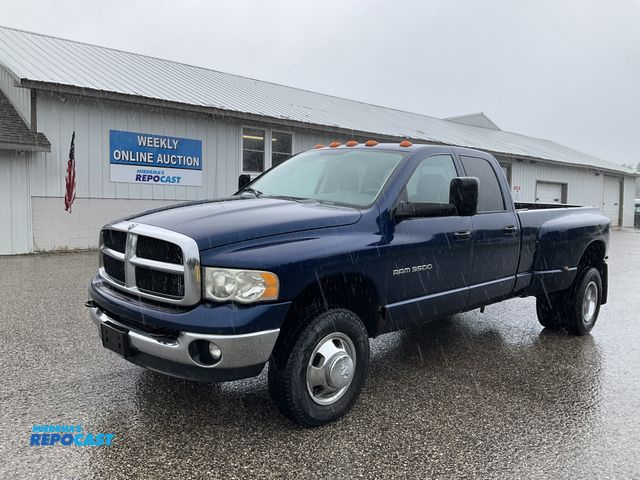 Lot 2-61738 - 2003 Dodge Ram 3500 SLT Double Cab Long Box Pickup Truck 4x4