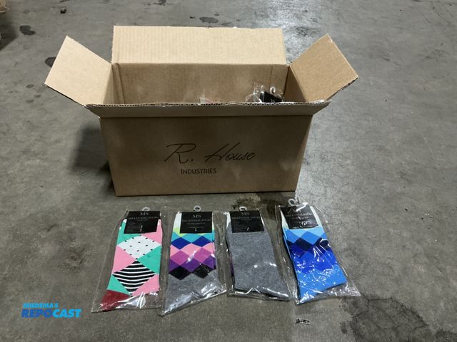 Lot 2-93736 - New Lot of (25) Millennial socks premium cotton blend size 9-13 multi print