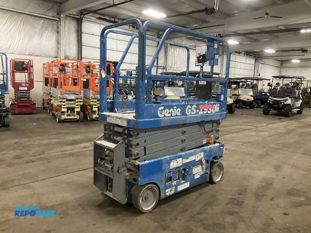 Lot 2-42752 - 2015 Genie GS-1930 Scissor Lift