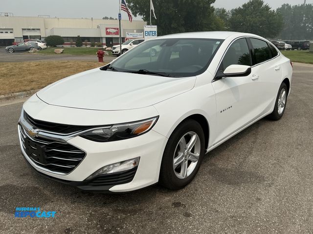 Lot 2-42015 - 2023 Chevrolet Malibu 1LT Sedan FWD