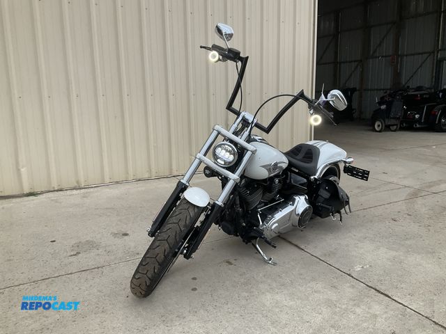 Lot 2-30317 - 2016 Harley Davidson FXSB Motorcycle