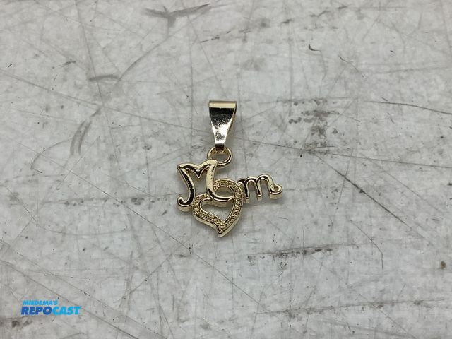 Lot 2-74038 - New FJC FinJewelers yellow gold mom with heart charm