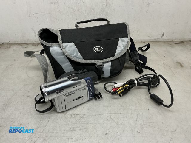 Lot 2-93360 - Hitachi Ultravision Digital DVD Cam Mega Oixel CCD 24OX