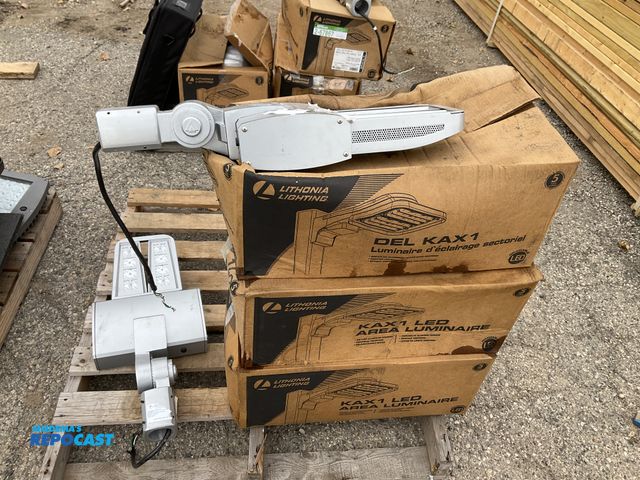 Lot 2-67862 - Skid lot of Lithonia Del Kax 1 dimmable LED parking lot Lights