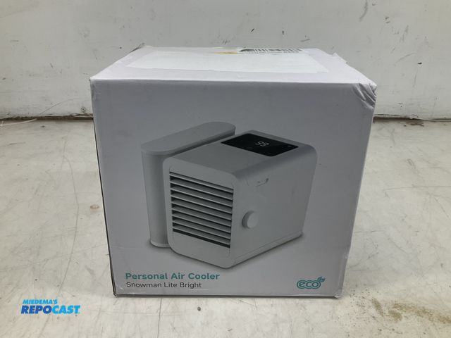 Lot 2-19941 - Portable Personal Air Cooler Showman Lite Bright