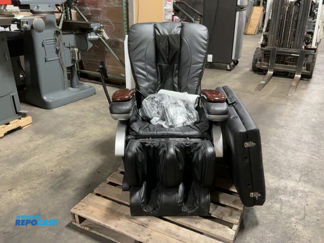 Lot 2-69670 - BestMassage BM-EC06C Deluxe Massage Chair &amp; a portable massage table.