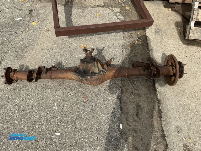 Lot 2-33721 - Ford 9"-3.0 Ratio - has a mini spool (posi) built by well known HD Rebuilder