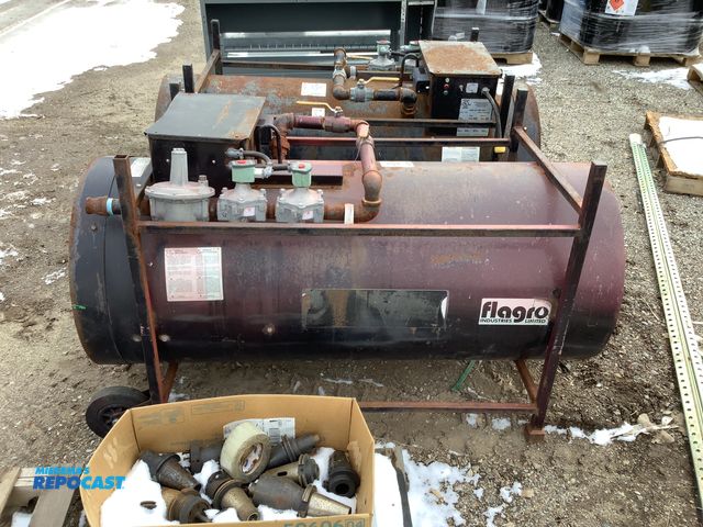 Lot 2-19676 - Flagro F-1000T Bullet Heater