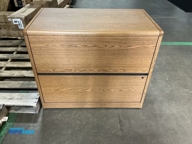Lot 2-28617 - Filing Cabinet