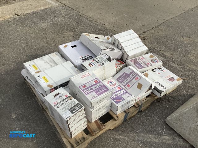 Lot 2-93929 - Lot of various sized AV and reverse blocking rupture disks