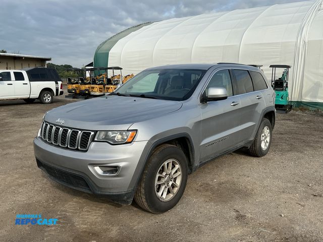 Lot 2-71002 - 2018 Jeep Grand Cherokee Laredo 4WD SUV 4x4