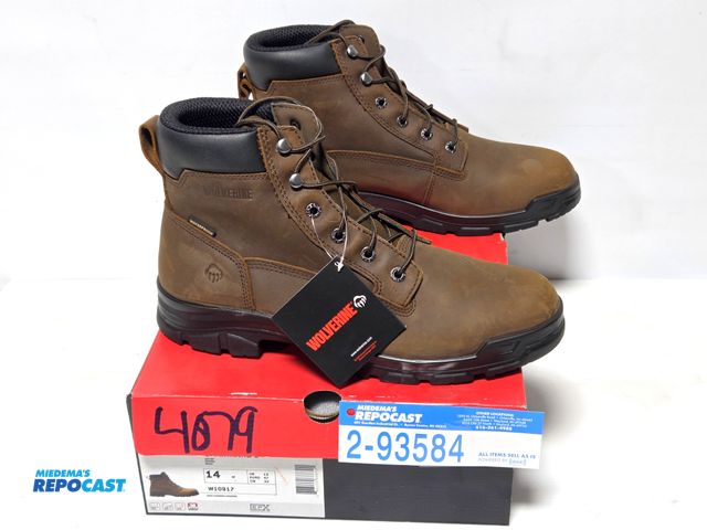 Lot 2-93584 - pair of new Wolverine Chainhand  boots, size 14 M men's