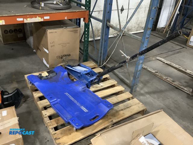 Lot 2-15579 - Lot of Pittsburg automation rollable shop cart and heavy duty jack