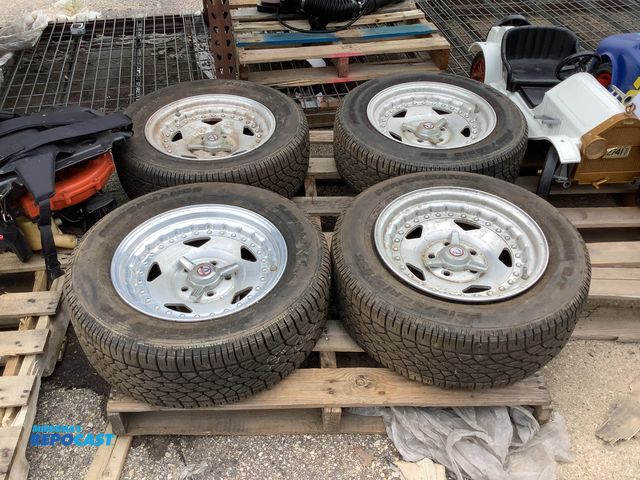 Lot 2-96106 - Lot of (4) performance radial tiresP215/60R15 93S with cobra rims