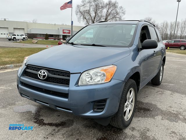 Lot 2-77233 - 2011 Toyota RAV4 SUV FWD