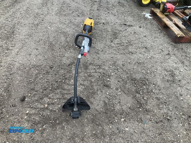 Lot 2-15746 - lot of 3, 1- poulan pro 31 cc heavy duty grass trimmer 035 model 3PWES8324TZ S/N 03007N100243-2 have...