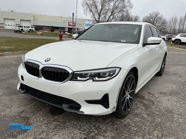 Lot 2-43722 - 2021 BMW 330i xDrive Sedan AWD