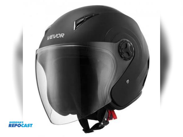 Lot 2-96634 - (2) VEVOR motorcycle helmets model MD-207