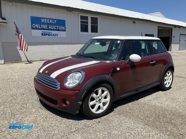 Lot 2-61356 - 2008 MINI Cooper Base Hatchback FWD
