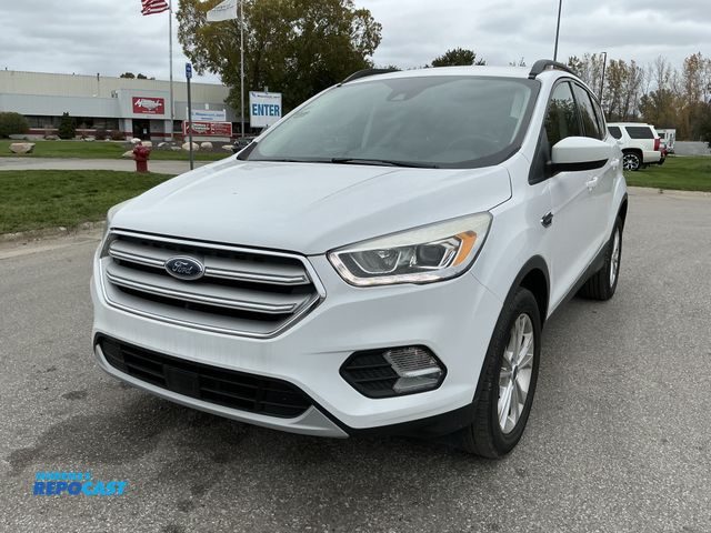 Lot 2-69325 - 2018 Ford Escape SEL SUV FWD