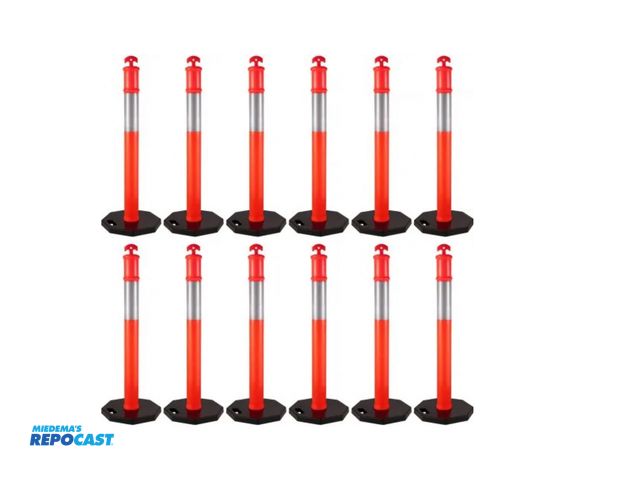 Lot 2-35488 - VEVOR 12Pack Traffic Delineator Posts 44” tall