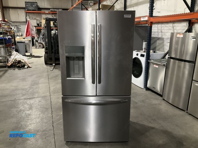 Lot 2-46785 - Scratch & Dent Frigidaire GRFC2353AFK Refrigerator/Freezer