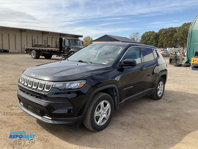 Lot 2-31221 - 2022 Jeep Compass Sport FWD SUV FWD