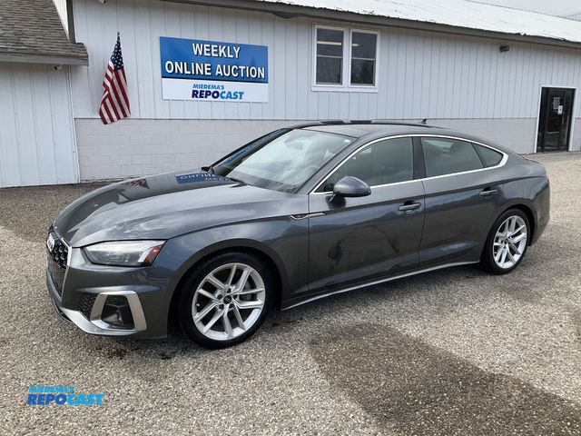 Lot 2-60915 - 2024 Audi A5 S Line quattro Premium Plus Hatchback AWD