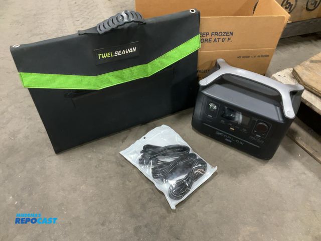 Lot 2-92252 - New 20 W portable solar panel twelseavan old stock and Eco flow river portable power pack station (u...