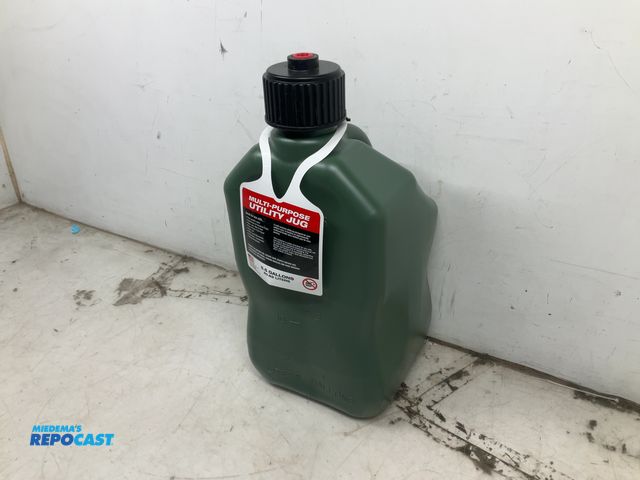 Lot 2-72991 - VP Racing 5.5 gallon square jug with hose