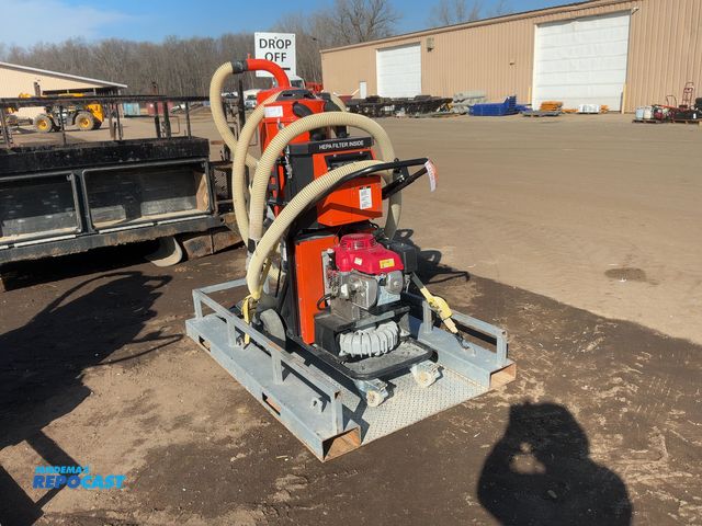 Lot 2-42494 - 2023 Husqvarna T 4000 Petrol SC 2 Stage HEPA Pulse Vacuum