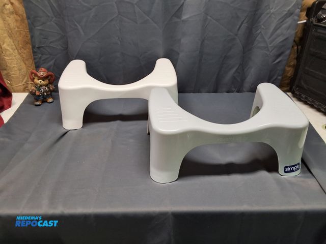 Lot 2-96005 - (2) SIMPLE TOILET STOOL