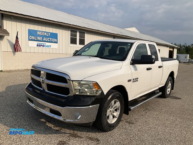 Lot 2-61882 - 2017 Ram 1500 Tradesman Double Cab Standard Box Pickup Truck 4x4