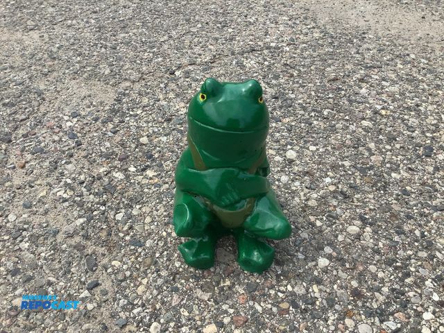 Lot 2-18452 - laid back concrete frog - yard art