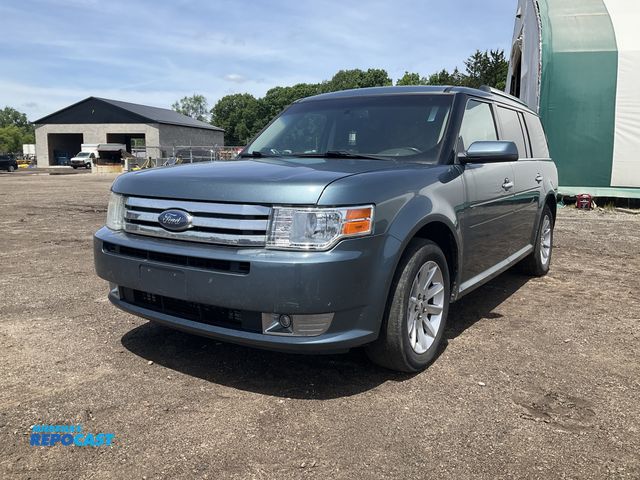 Lot 2-30504 - 2010 Ford Flex SEL SUV FWD
