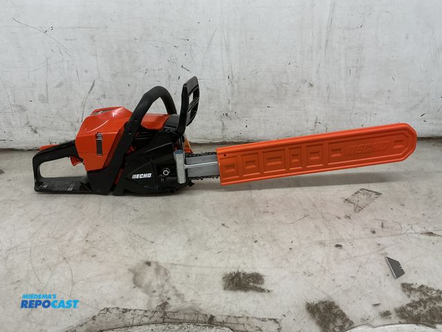 Lot 2-71891 - echo CS-4010 41.6 CC 2 stroke chainsaw