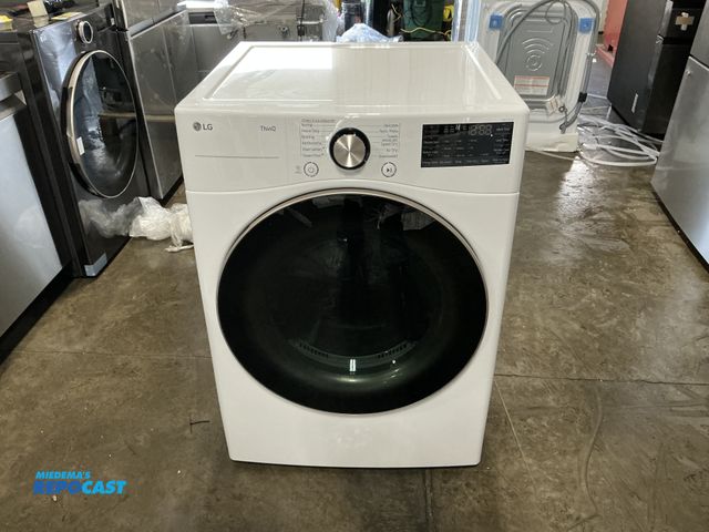 Lot 2-55245 - Scratch & Dent LG DLGX4001W Vented SMART Stackable Gas Dryer with TurboSteam and Sensor Dry