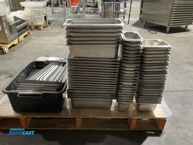 Lot 2-55064 - Lot including approx. (23) 1/4 sized stainless steel hotel pans (no lids) (23) 1/8 sized stainless s...