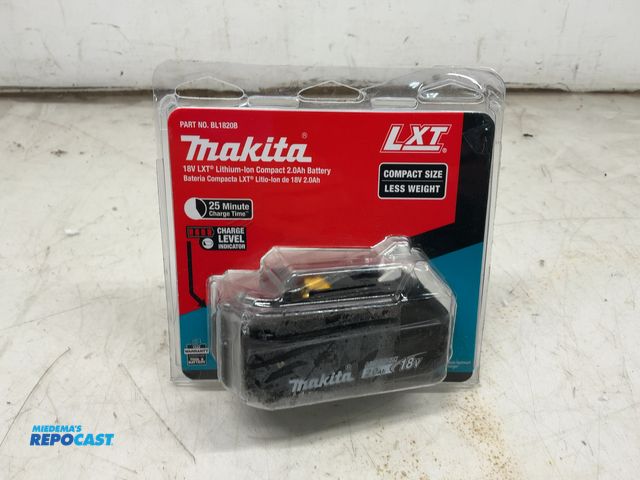 Lot 2-11449 - Makita BL1820B LXT Lithium Ion Compact 2Ah Battery