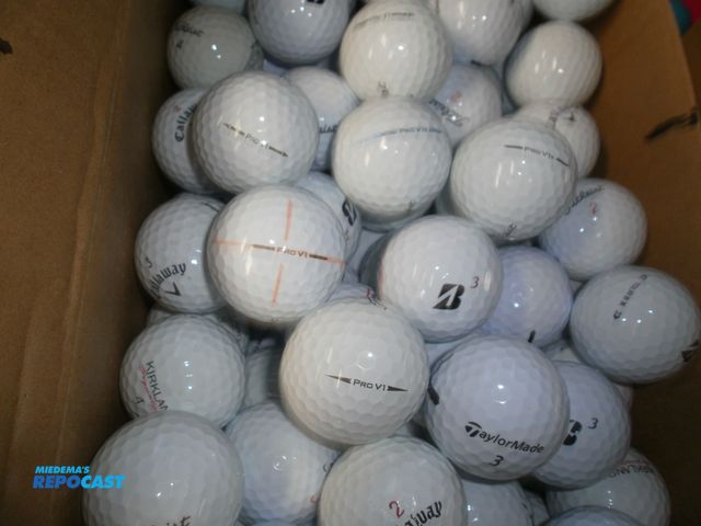Lot 2-62712 - 100+ excellent golf balls including Prov1, Prov1X, nike, taylor made, srixon, titlist, callaway, and...