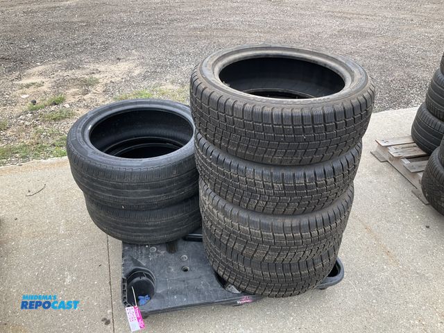Lot 2-21169 - (4) 205/50R17 snow tires, (3) 225/50R17 tires and (2) 245/45R19 tires, all are used and outdated