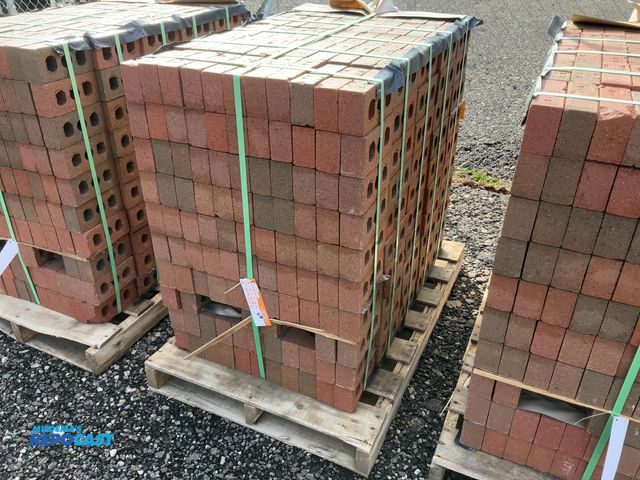 Lot 2-44580 - New Belden Brick Company (1) Pallet of MOD RUBIGO BLD VEL 082527 Rubigo Red Velour Brick