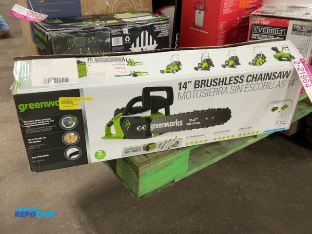 Lot 2-21964 - Greenworks 14" Brushless Chainsaw, 40 Volt, includes one battery and charger, Store Return, Works