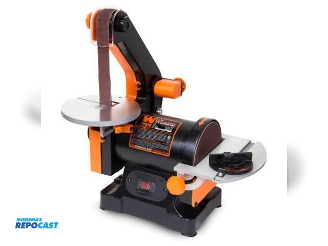 Lot 2-13901 - Wen belt sander with sanding disc model 6515T